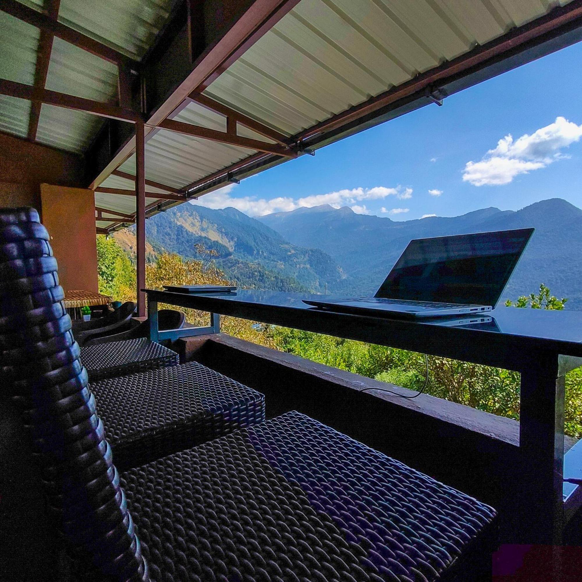 Cafe Buransh Villa Sari Ngoại thất bức ảnh