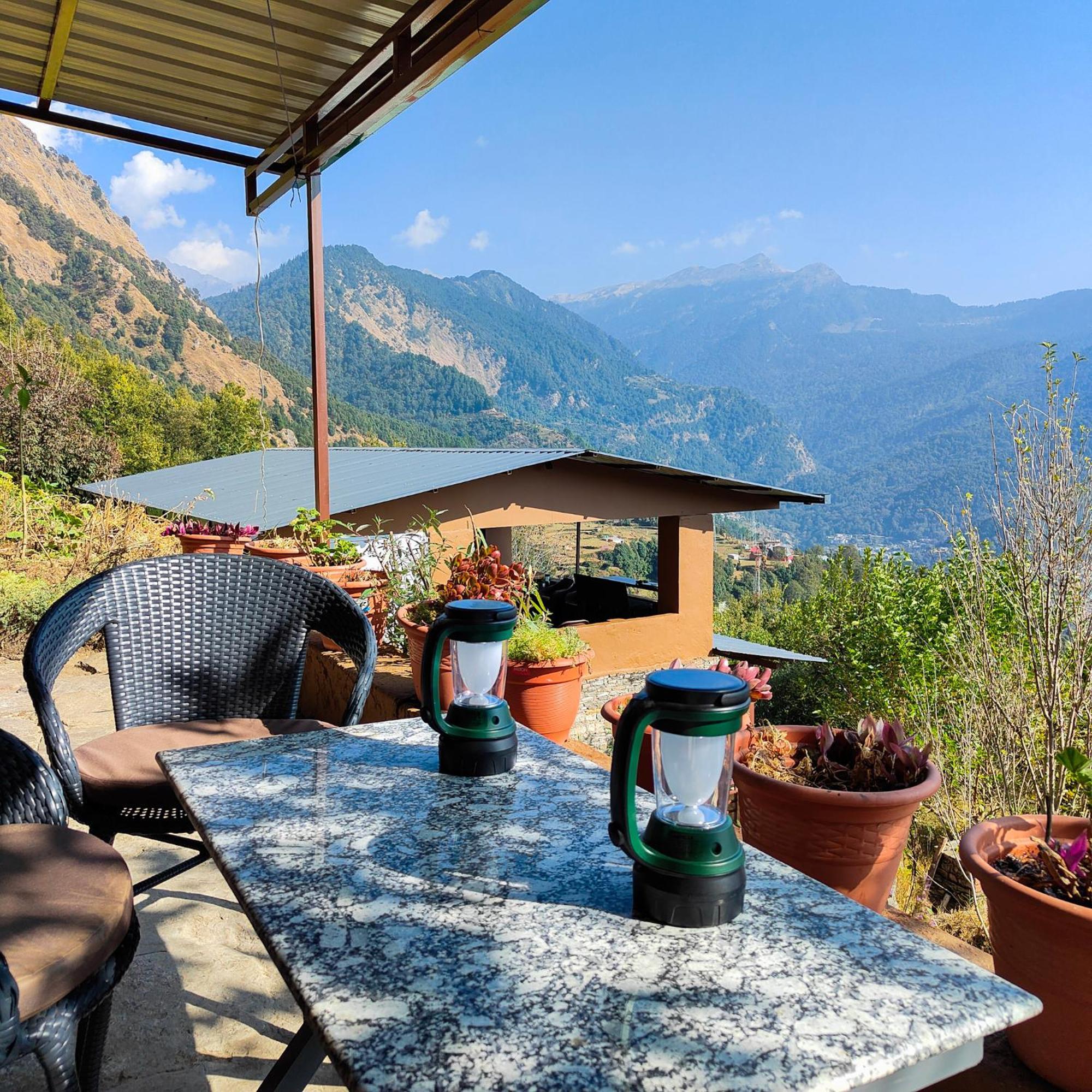 Cafe Buransh Villa Sari Ngoại thất bức ảnh