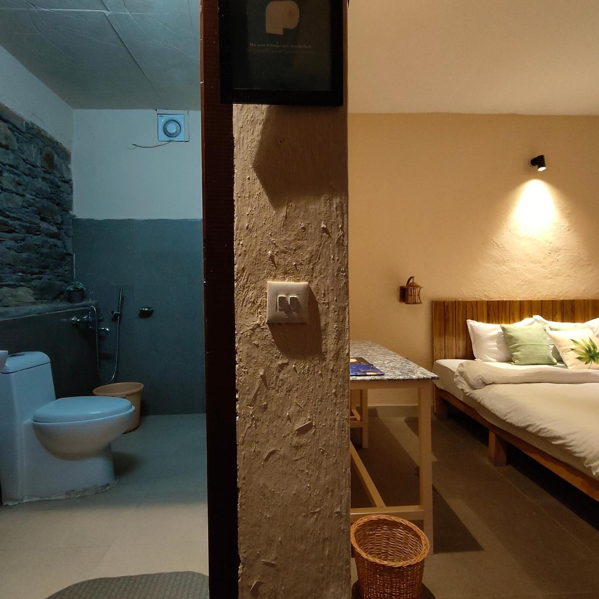 Cafe Buransh Villa Sari Ngoại thất bức ảnh