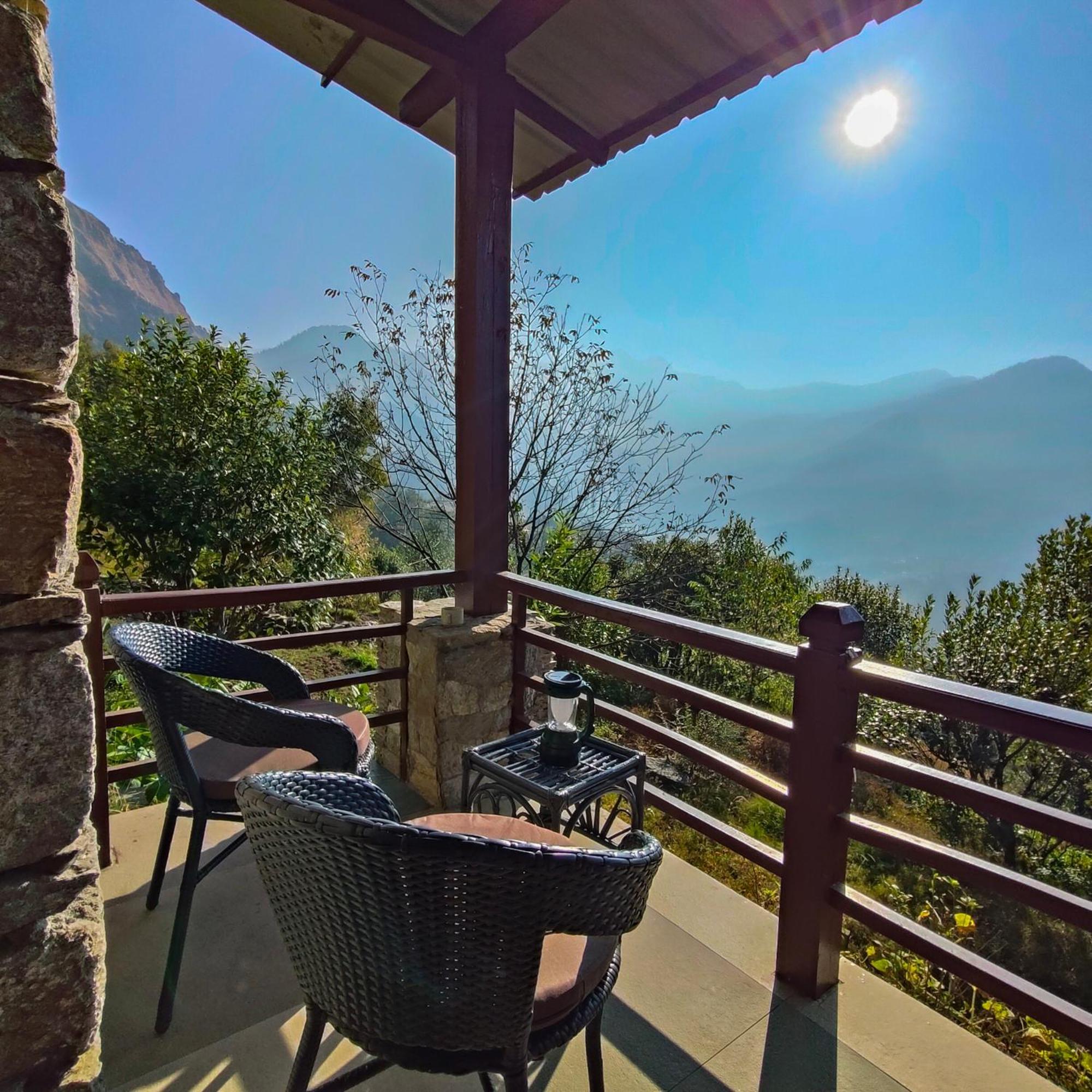 Cafe Buransh Villa Sari Ngoại thất bức ảnh